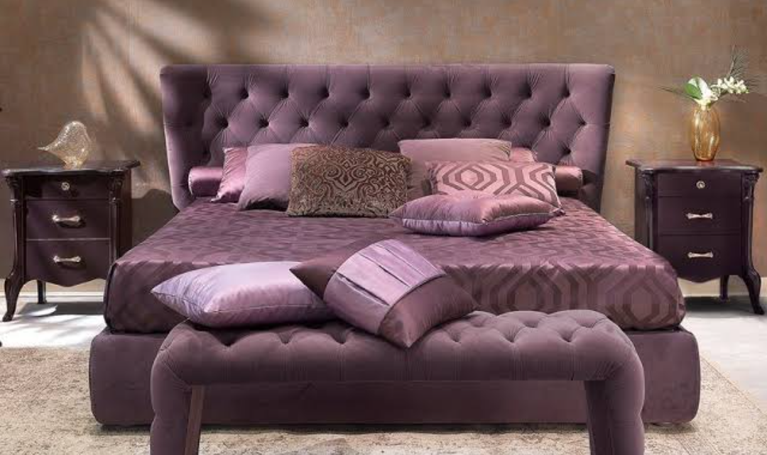 Screenshot_20220325-114820.png Abubakar Series (6ft by 6ft) KingSize Chesterfield Bedframe with 2 Premium Carved Bedsides and Footstool - Image 1